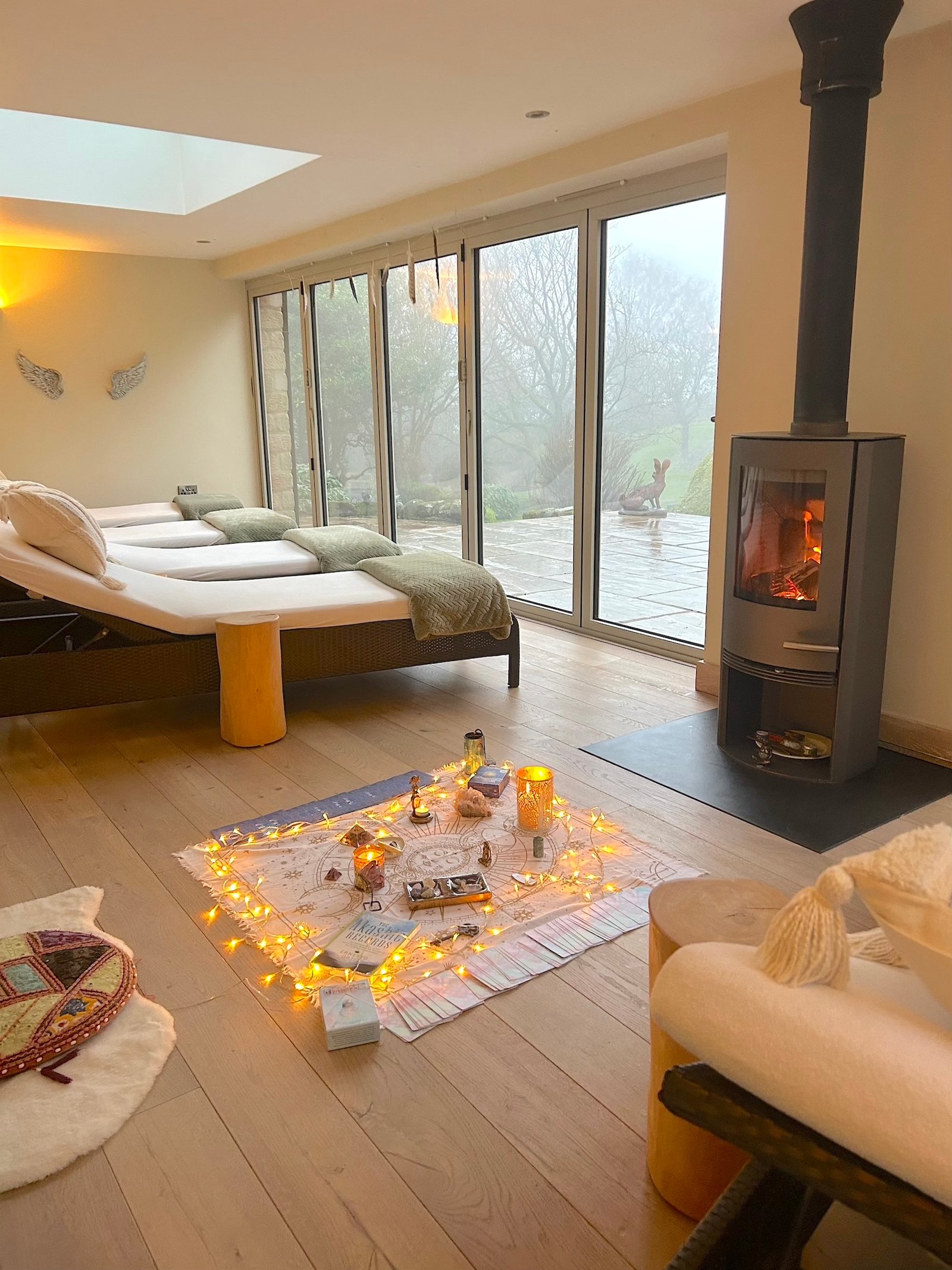 Acorn-Blossom-Room-small